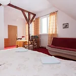 Dom Goscinny Sand Frühstückspension