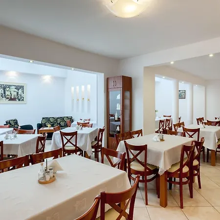 Dom Goscinny Sand Oda ve Kahvaltı